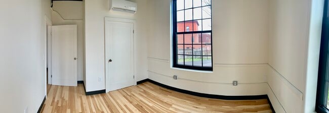 181 Elm St Unit 103