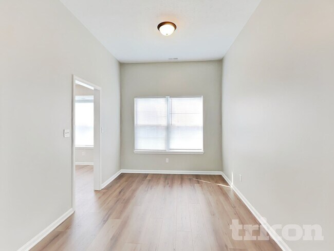 Photo - 10229 Park Valley Dr