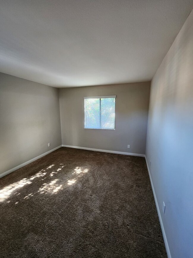 Photo - 1 Bedroom Upper Unit In Rancho San Diego Unit 314