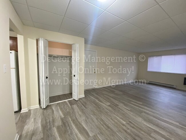 Parkway Apartments