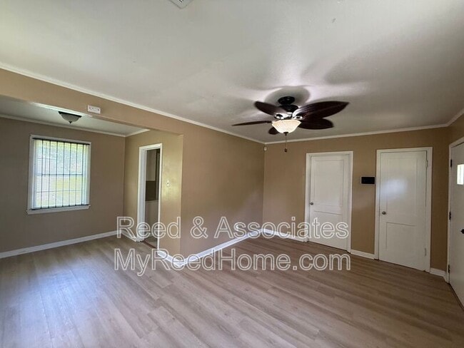 Photo - 3209 Winslow Rd