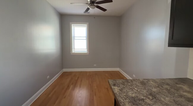 Photo - 4452 N Sheridan Rd Unit 4452-3