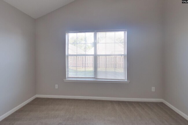 Photo - 819 Chablis Dr