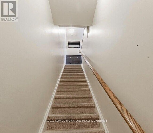 Photo - 208 Carlton St. Unité A