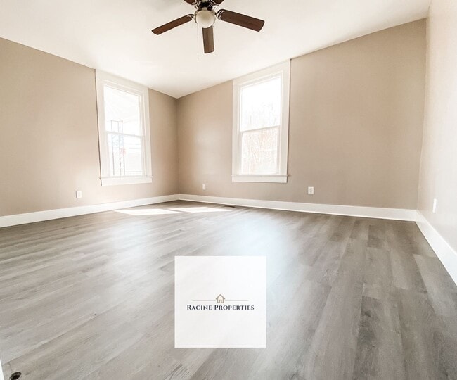 Photo - Charming Cottage Living in the Heart of Clinton