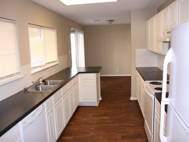 Photo - 3352 Chapel Wood Ct