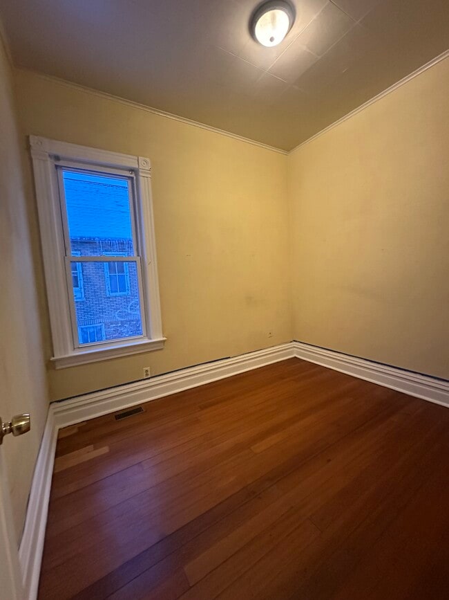 Photo - 3743 S Kedzie Ave