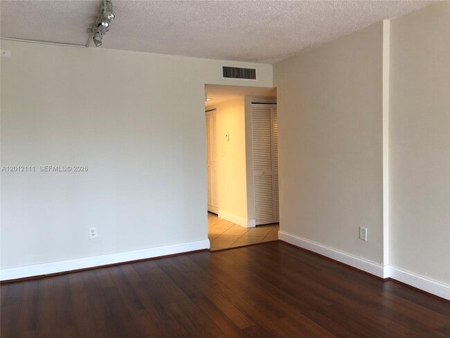Photo - 14301 N Kendall Dr Unit 309B