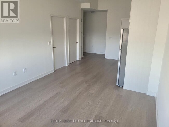 Photo - 859 The Queensway Unité 806