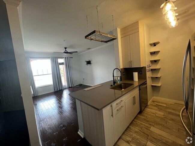 Building Photo - 5000 Culbreath Key Way Unit 9121 Rental