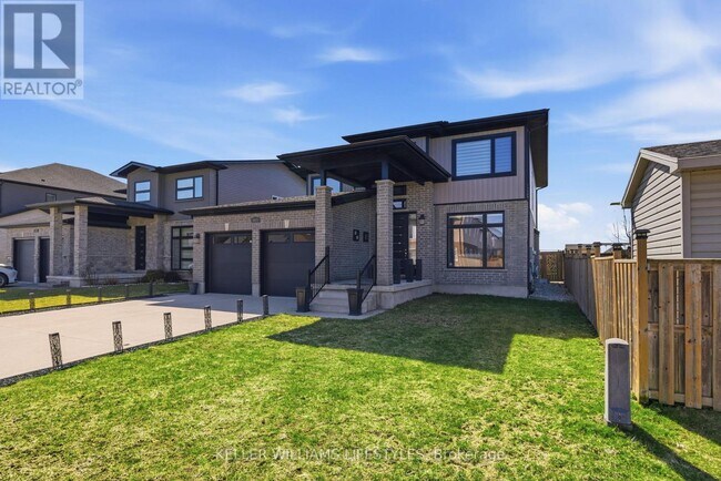 Photo - 1615 Sandridge Ln