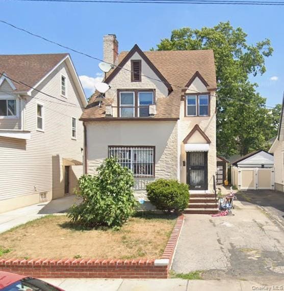 Building Photo - 85-15 151st St Unit 2nd fl