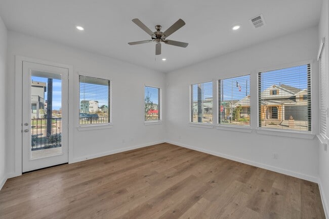 Photo - 3244 Loam Ln