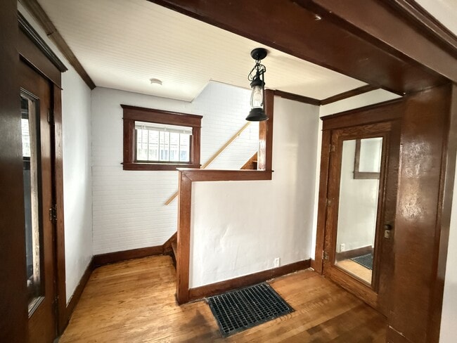 Photo - 1528 Vermont Ave