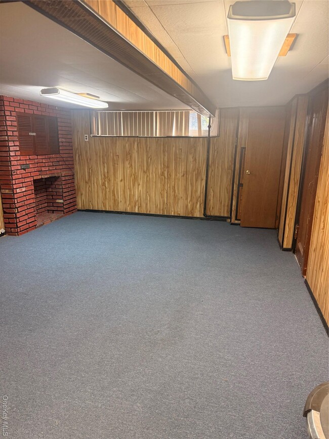 Photo - 24-32-32 23rd St Unit 1B