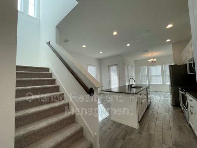 Photo - 191 Sun Palm Ln