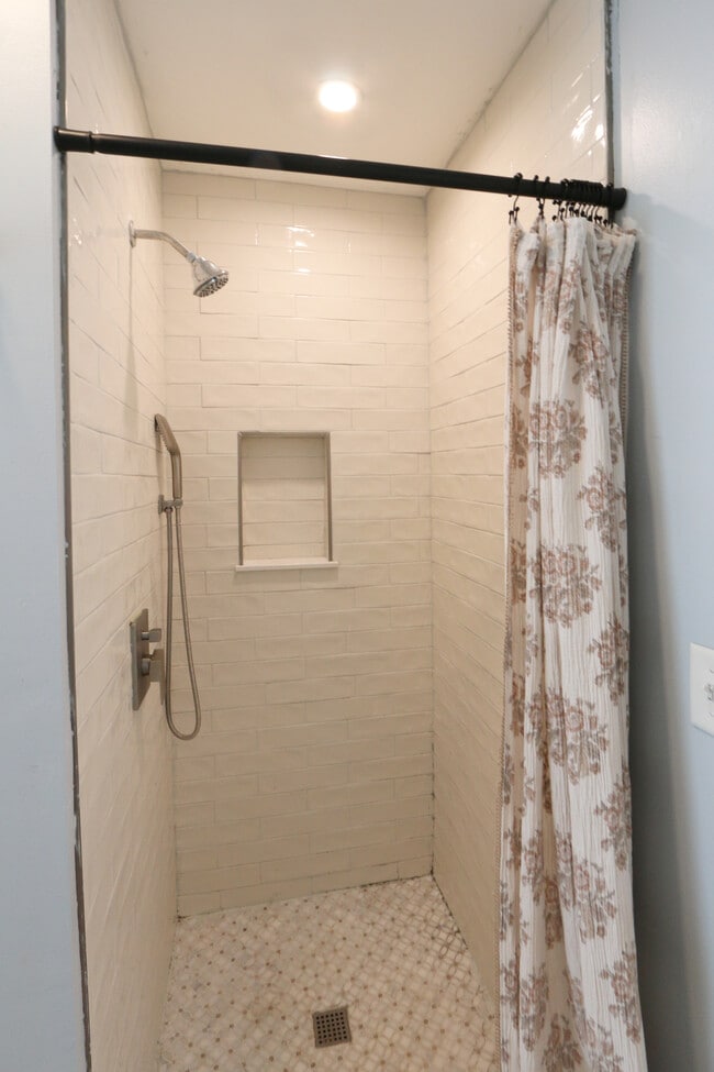 Photo - 224AA Groveland St Unit Newly Constructed 1-Bedroom Apartment