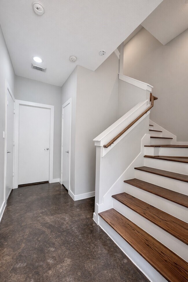 Photo - 1144 Patterson St