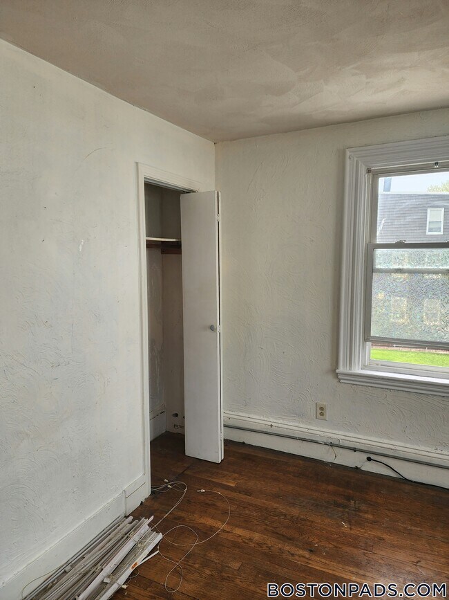 Photo - 49 Everett St