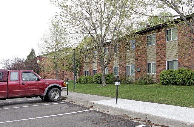 Pheasant Ridge Apartments