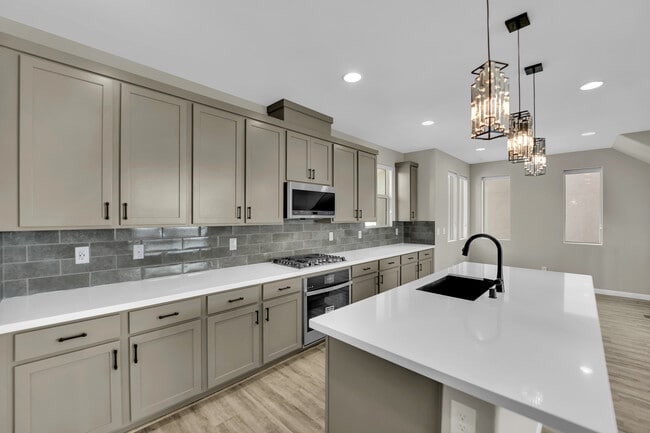 Photo - 1749 S Desert Foothills Dr