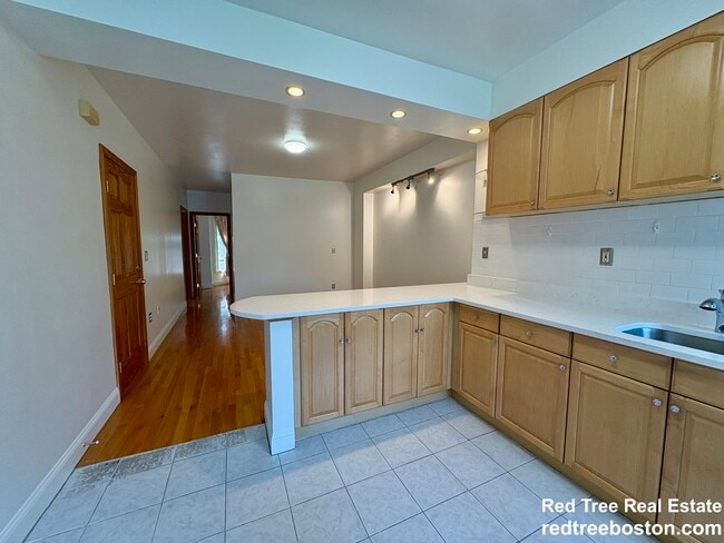 Photo - 49 Dwight St Unit 2