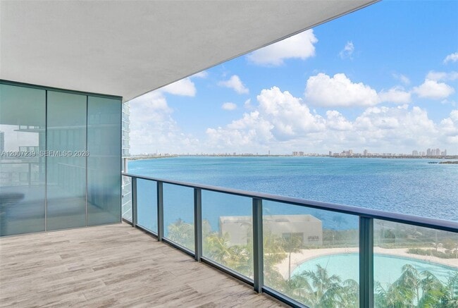 Photo - 650 NE 32nd St Unit 1001