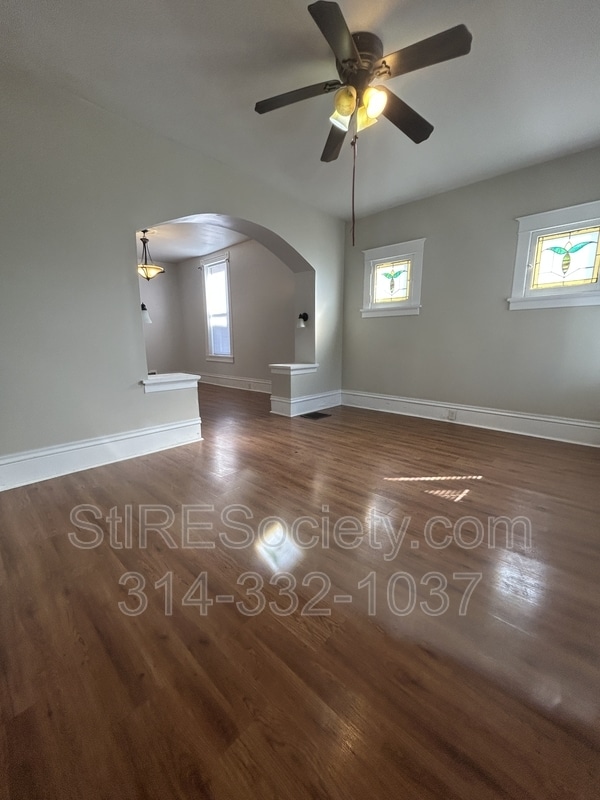 Photo - 227 Dover St