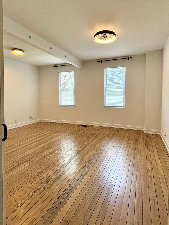 Photo - 2308 W 11th St