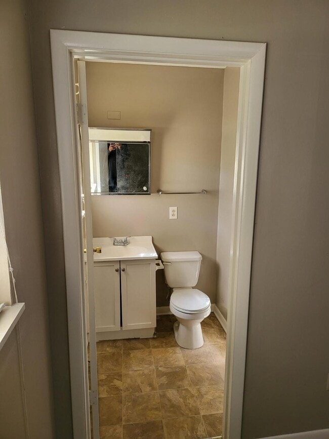 Photo - 200 W 33rd Ave