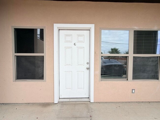 Building Photo - 5601 Cuenca Dr Unit C