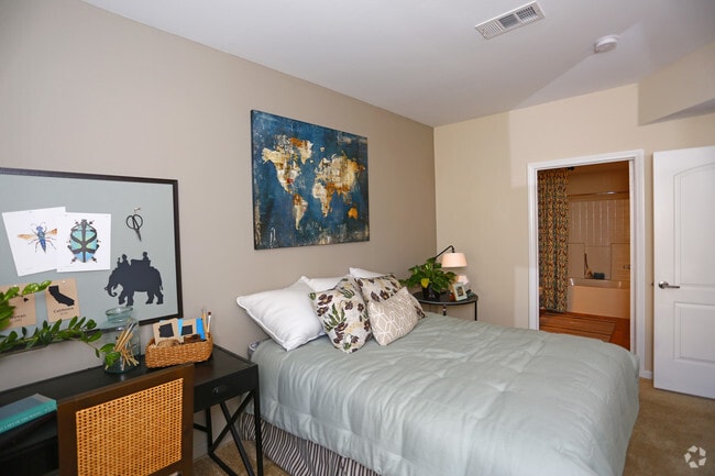 2 Br, 2 Ba-Bedroom