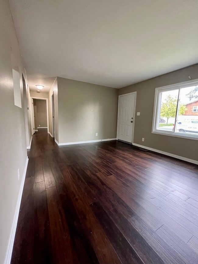 40 Arlington Dr