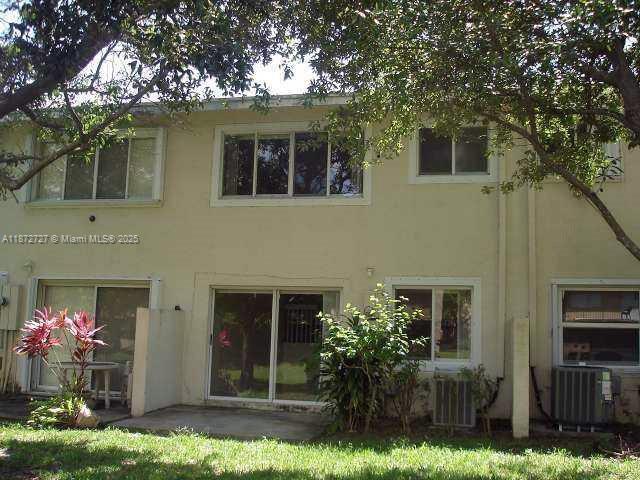 Photo - 5827 NW 57th Ave