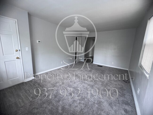 420 E Siebenthaler Ave