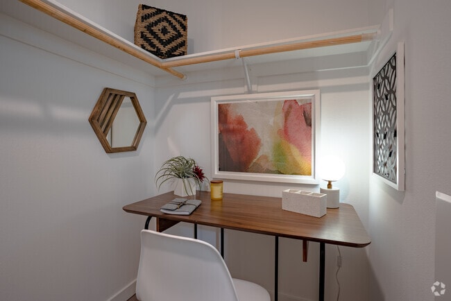 Studio - 511SF