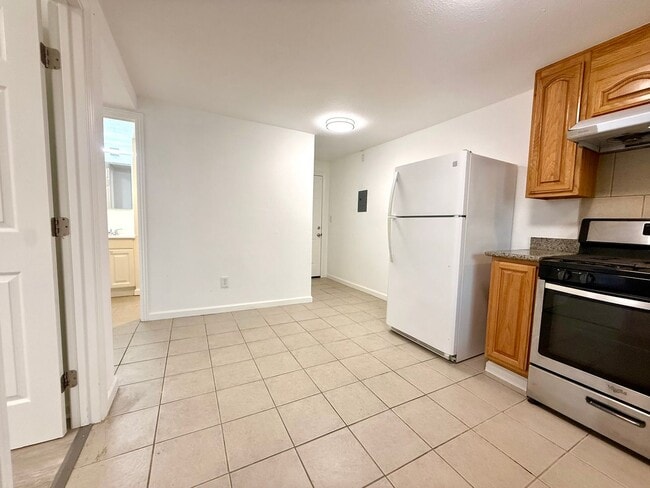 Photo - N Claremont Unit ADU (downstairs)