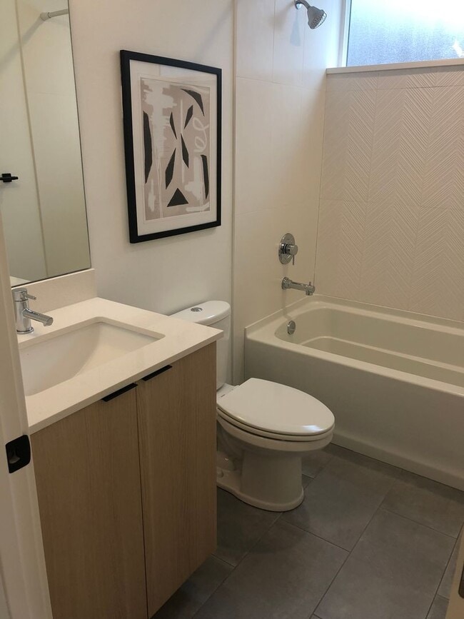 Photo - 2Bd/2Ba Seattle Townhome