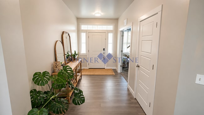 Photo - Spacious Family Home with 3-Car Garage & Fully Fenced Backyard in Nampa