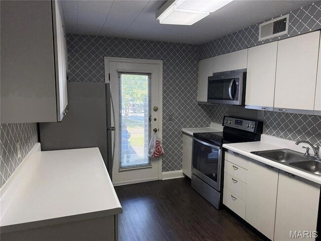 Photo - 1130 S Mason Rd
