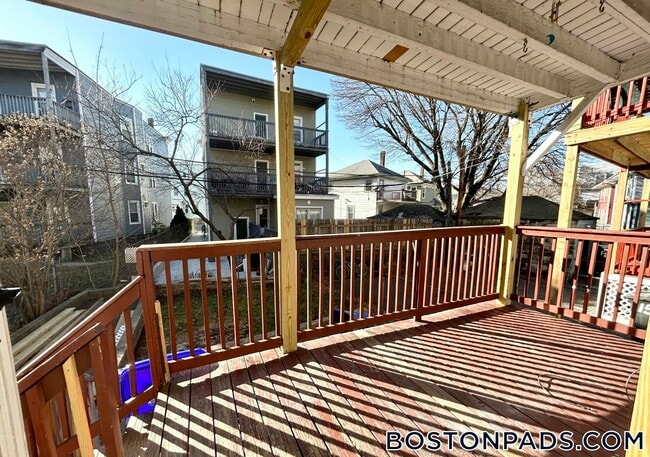 Photo - 153 E Cottage St Unidad 1