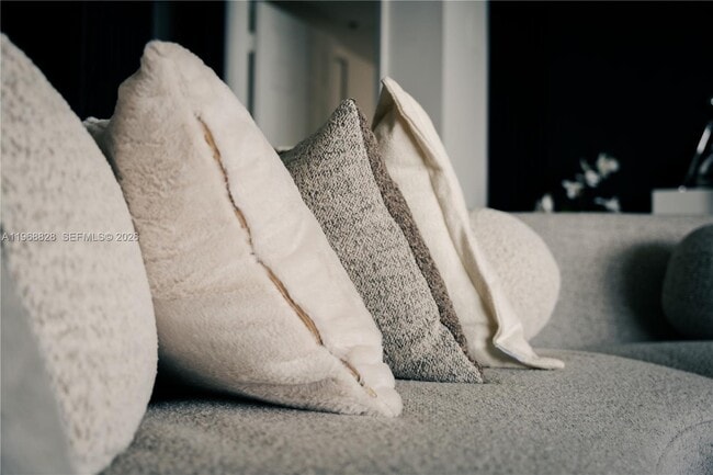 Photo - 1717 N Bayshore Dr Unidad D-3940