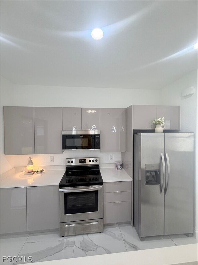 Photo - 3804 40th St SW