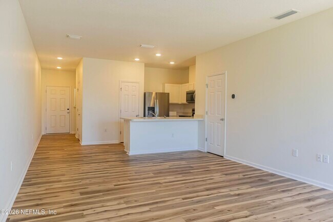 Photo - 7901 Merchants Way