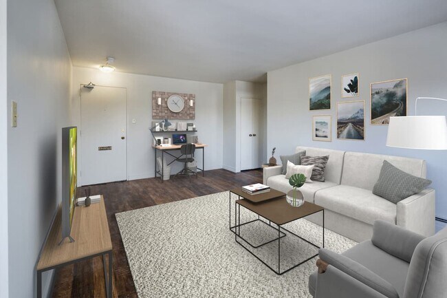 Photo - Frontenac Apartments