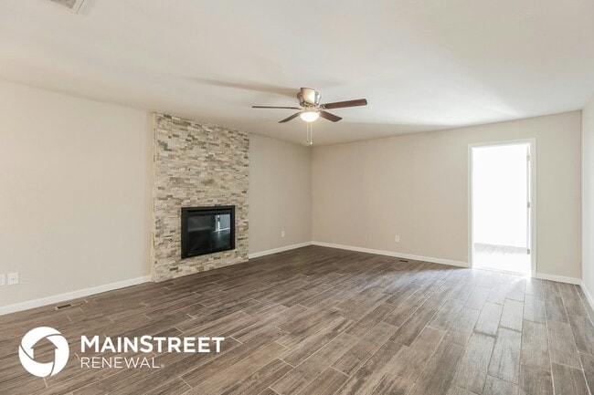 Photo - 8716 Tracy Dr