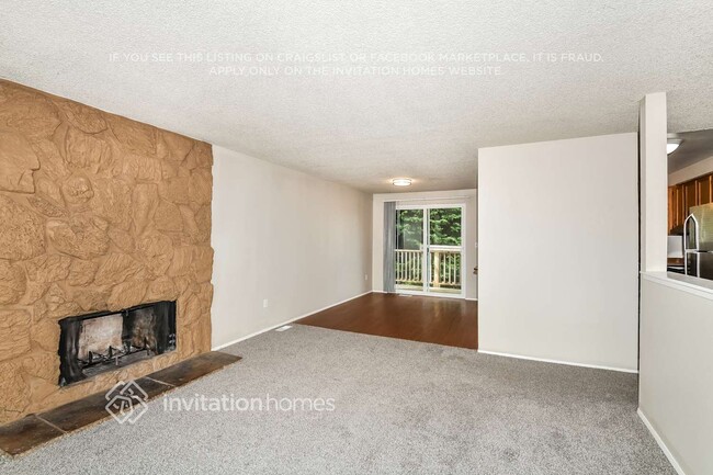 Photo - 5069 37th St NE