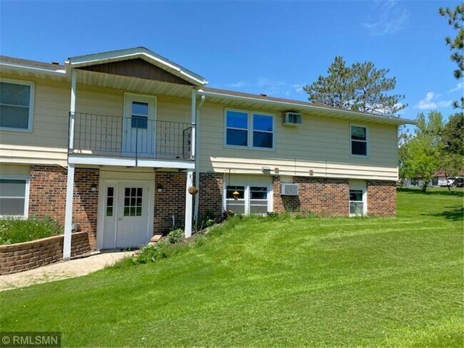 Photo - 710 Hillcrest St Unit #10