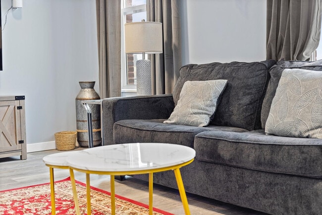 Photo - 95 Broadway Unit ID1240397P