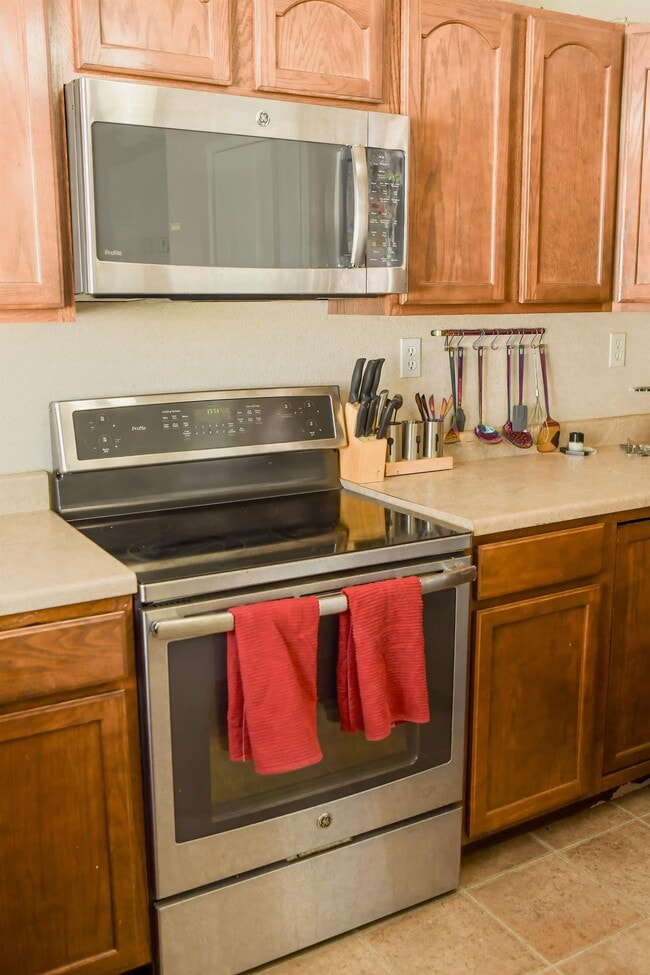 Photo - 9234 Red Fern Ln